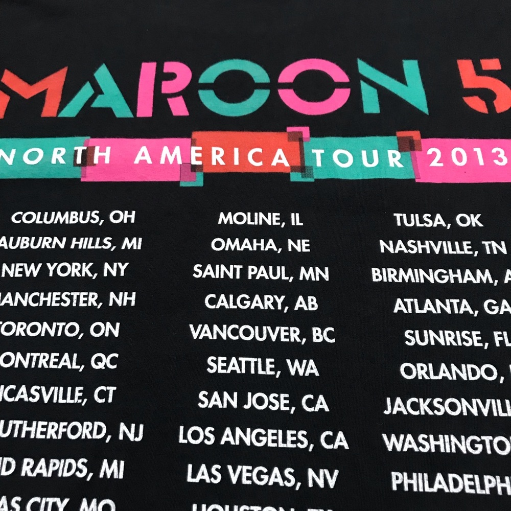 🎸 ‘13 Maroon 5 Maroon Five Band World Tour Columned Colors Tee Shirt - Picture 11 of 14